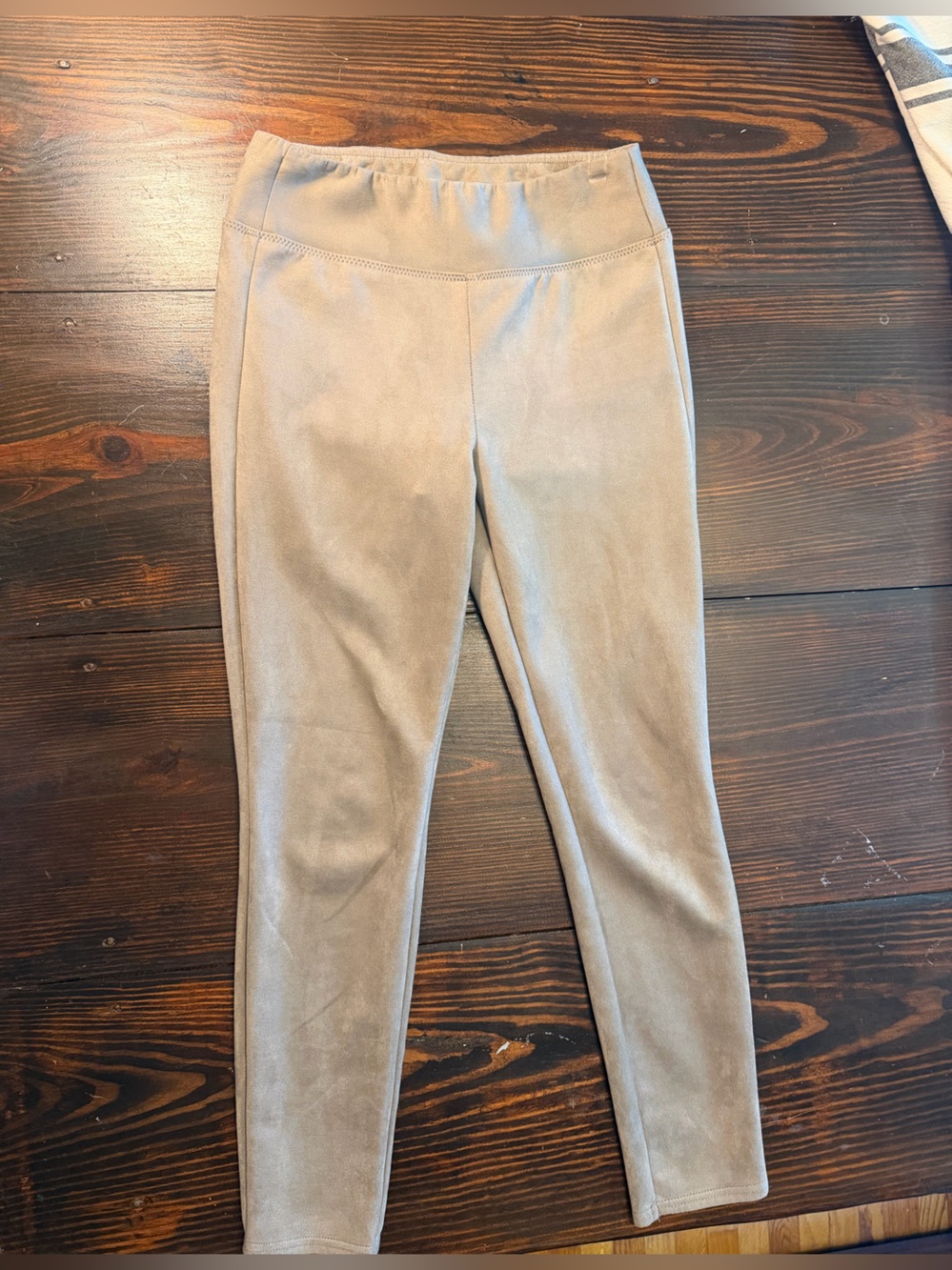 GAP Women's Skinny Pants in Light Taupe